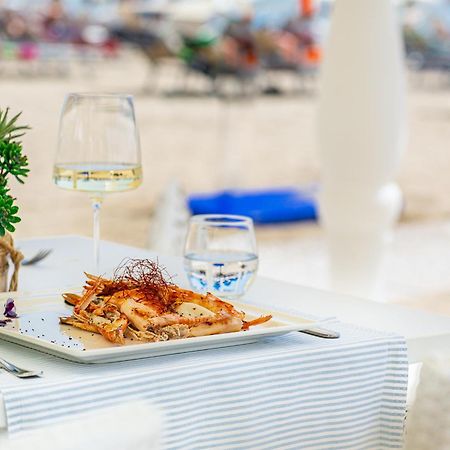 Appartamento Fronte Mare Villa Lory 利尼亚诺萨比亚多罗 外观 照片